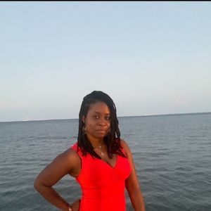 Meet your Posher, Posh